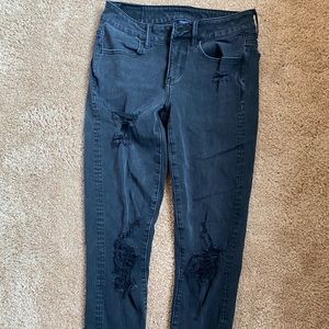 Distressed Black American Eagle jeggings